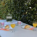 Marina Apartment *